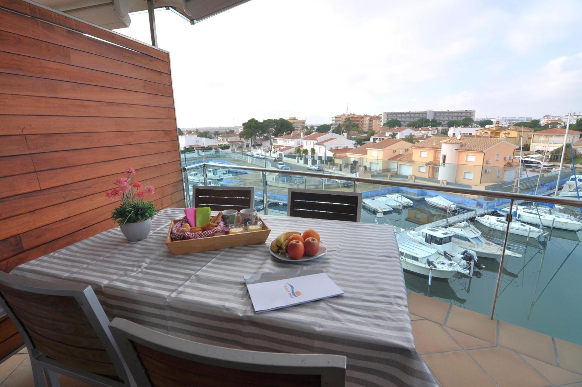 Rnet - Apartments Roses Port Trebol Экстерьер фото