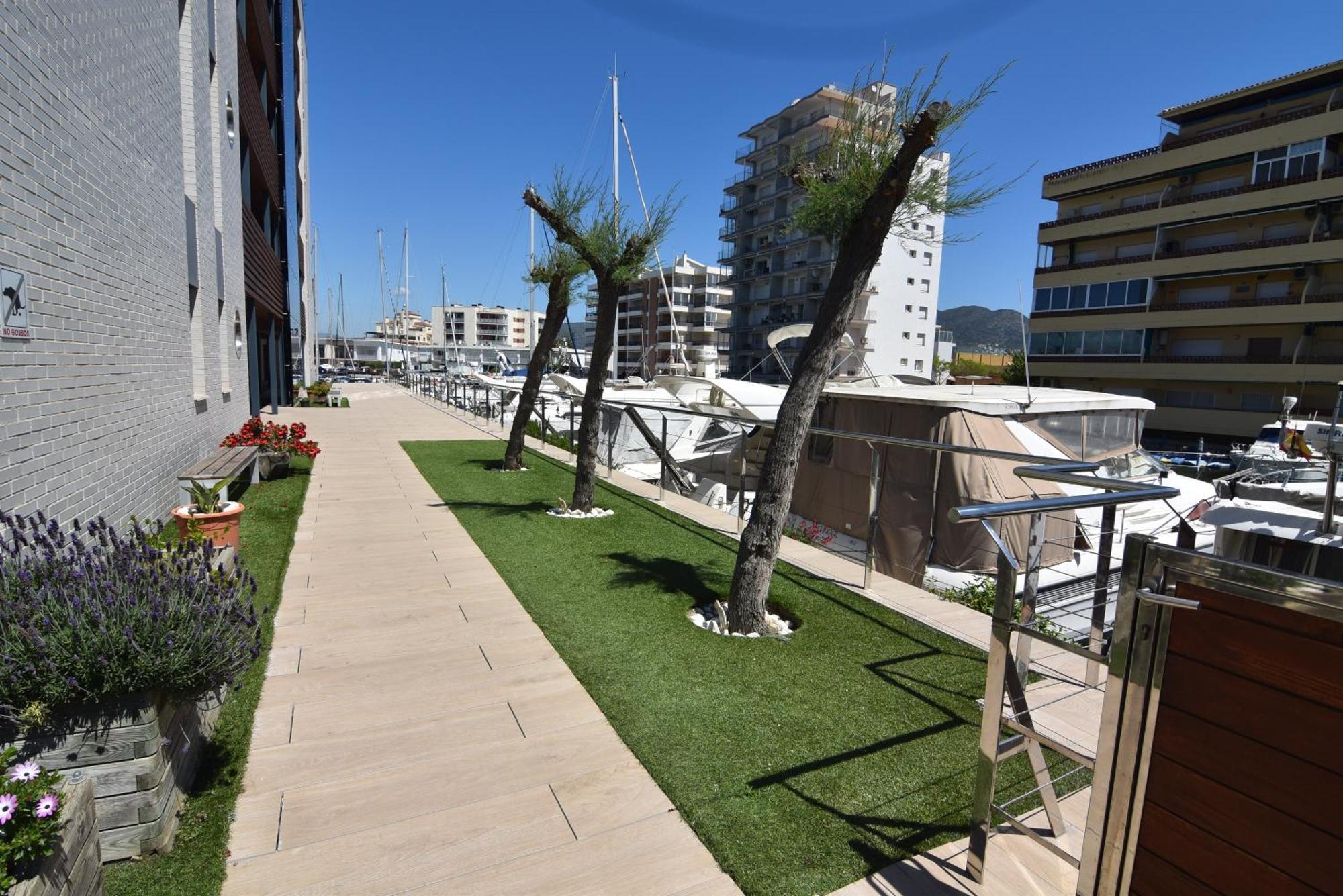 Rnet - Apartments Roses Port Trebol Экстерьер фото