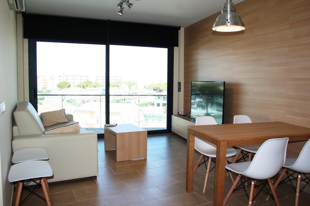 Rnet - Apartments Roses Port Trebol Экстерьер фото